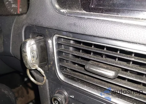 2010 Audi Q5 3.2 Premium from USA, damaged, VIN WA1LKAFP5AA076644